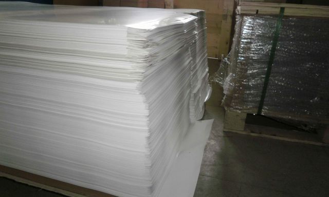 PVC fólie – nalezení partnera, příprava smlouvy, kontrola zboží